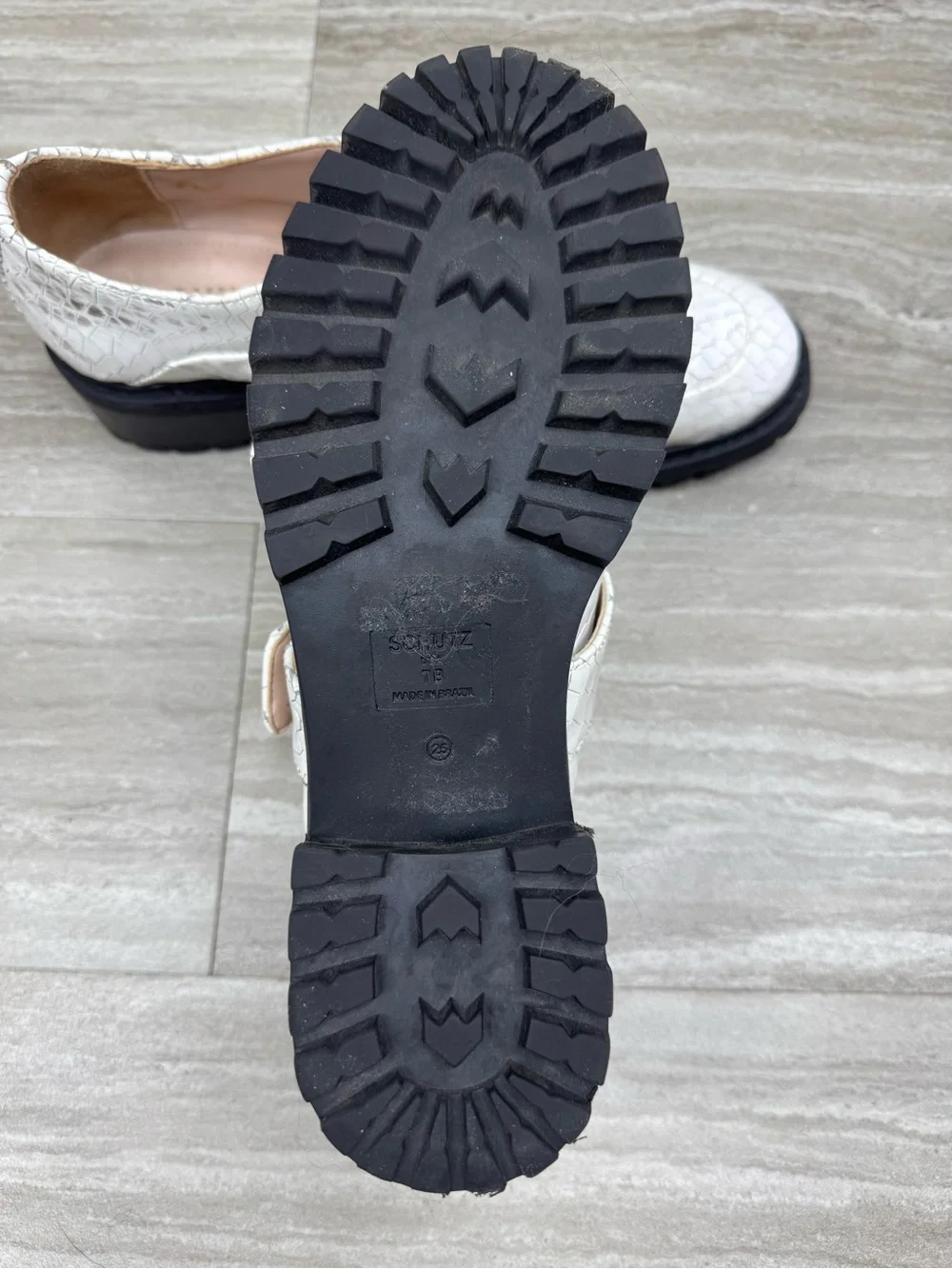 SCHUTZ white leather